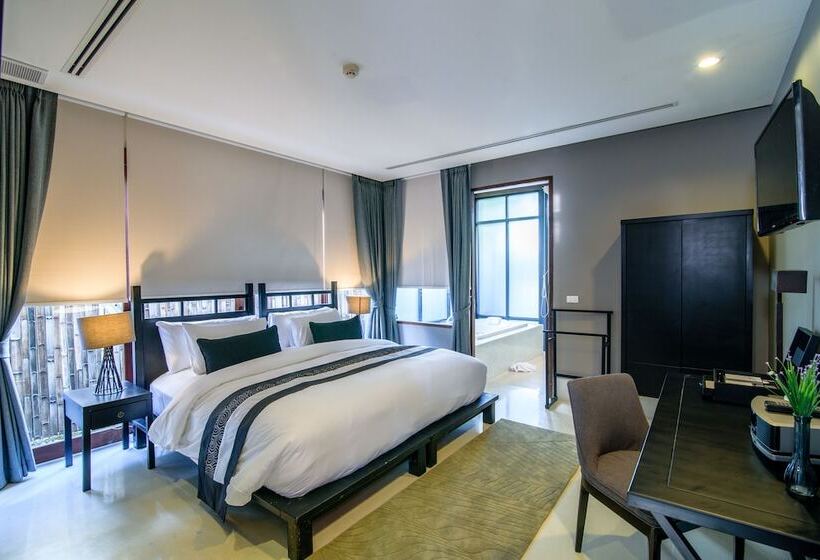 ویلای 3 خوابه با استخر, The Palayana Hua Hin