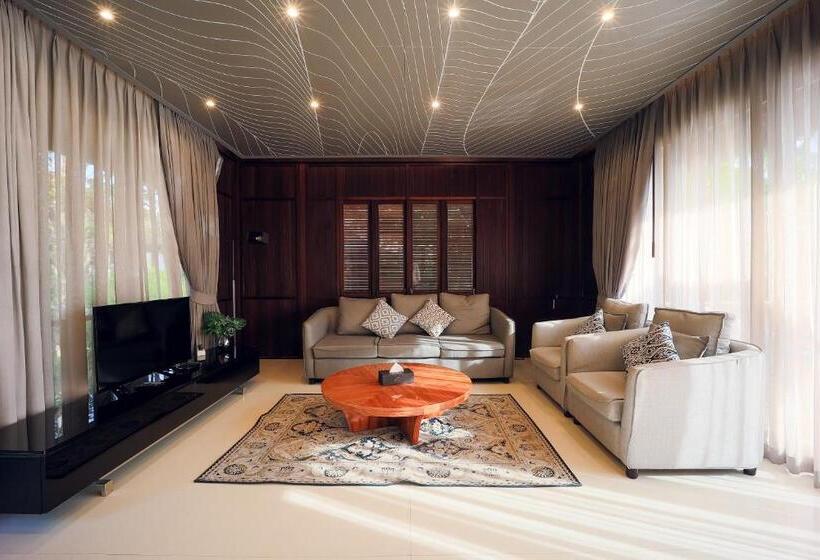 فيلا 3 غرف نوم, The Palayana Hua Hin
