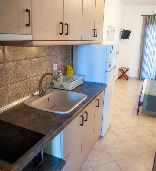 Студия Стандарт, Alexandros Hotel Apartments