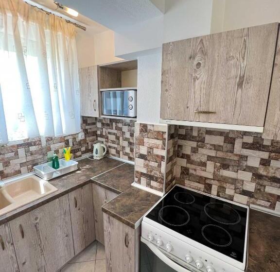 Апартаменты 2 Спальни, Alexandros Hotel Apartments