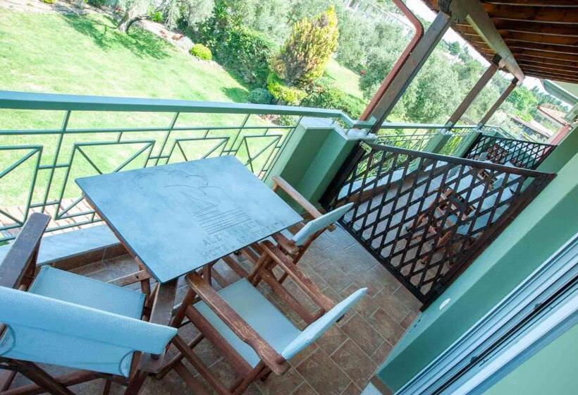 Студия Deluxe, Alexandros Hotel Apartments