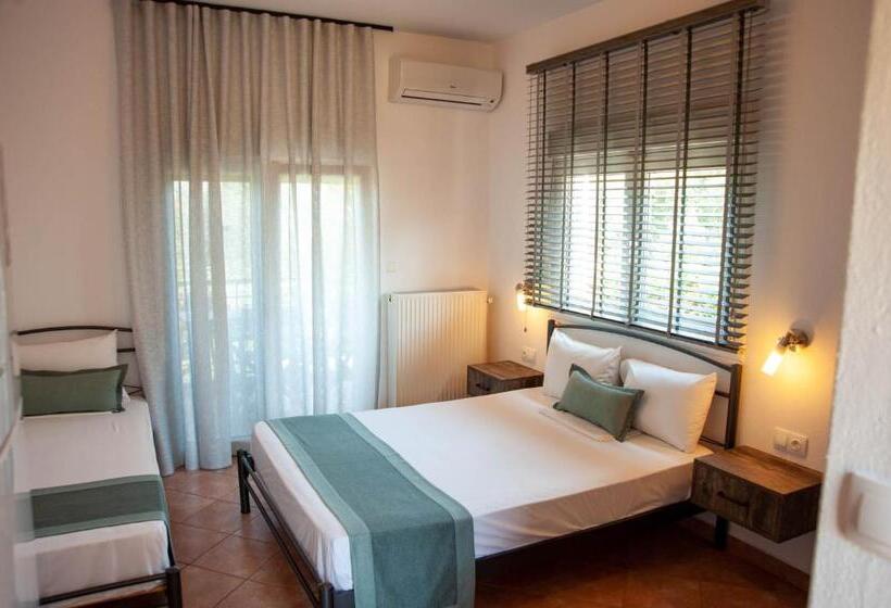 Трехместный Номер Deluxe, Alexandros Hotel Apartments