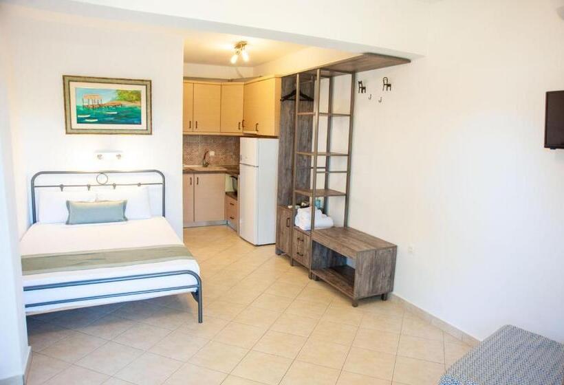 Студия Стандарт, Alexandros Hotel Apartments