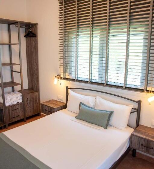 Трехместный Номер Deluxe, Alexandros Hotel Apartments
