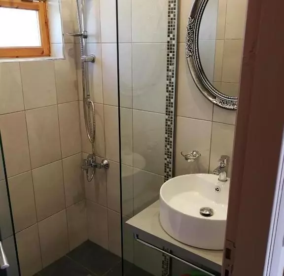 استودیو استاندارد با چشم‌انداز باغ, Alexaria Holidays Apartments