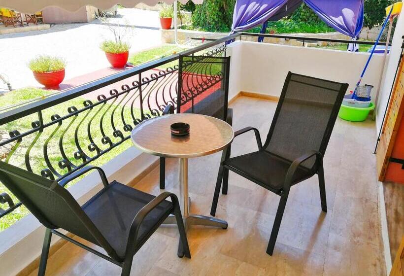 إستوديو قياسى مطلّ علي الحديقة, Alexaria Holidays Apartments