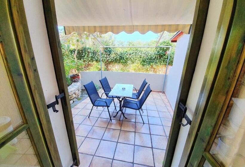 إستوديو قياسى مطلّ علي الحديقة, Alexaria Holidays Apartments