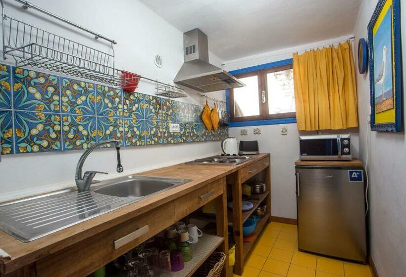 בית, 2 חדרי שינה, Al 583 Di Lindos