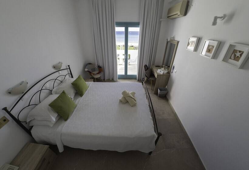 غرفة قياسية مطلّة علي البحر, Amaryllis Beach