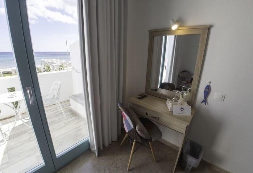 غرفة قياسية مطلّة علي البحر, Amaryllis Beach