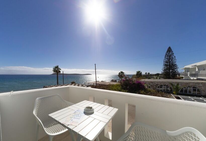 غرفة قياسية إطلالة جانبية علي البحر, Amaryllis Beach