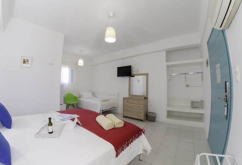 بنجلو عائلى, Amaryllis Beach