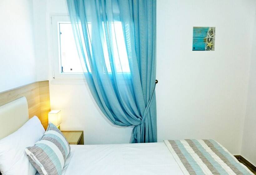 جناح عائلي, Amaryllis Beach