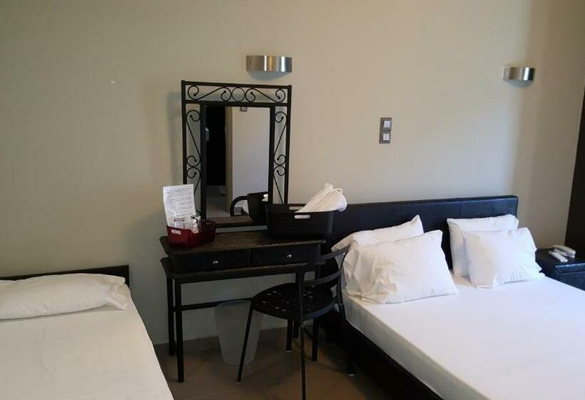 标准三人间, Argolis