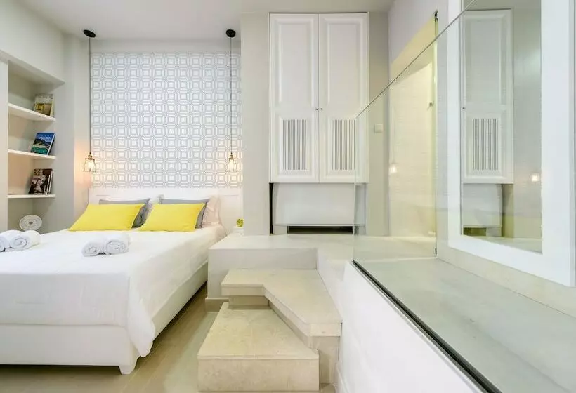 سوییت خانوادگی, Candia Suites & Rooms