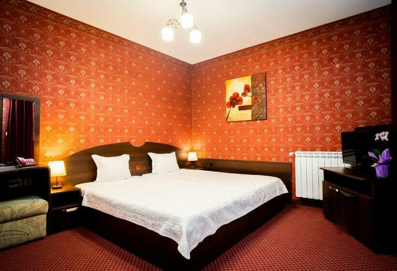 스탠다드 룸, Globus