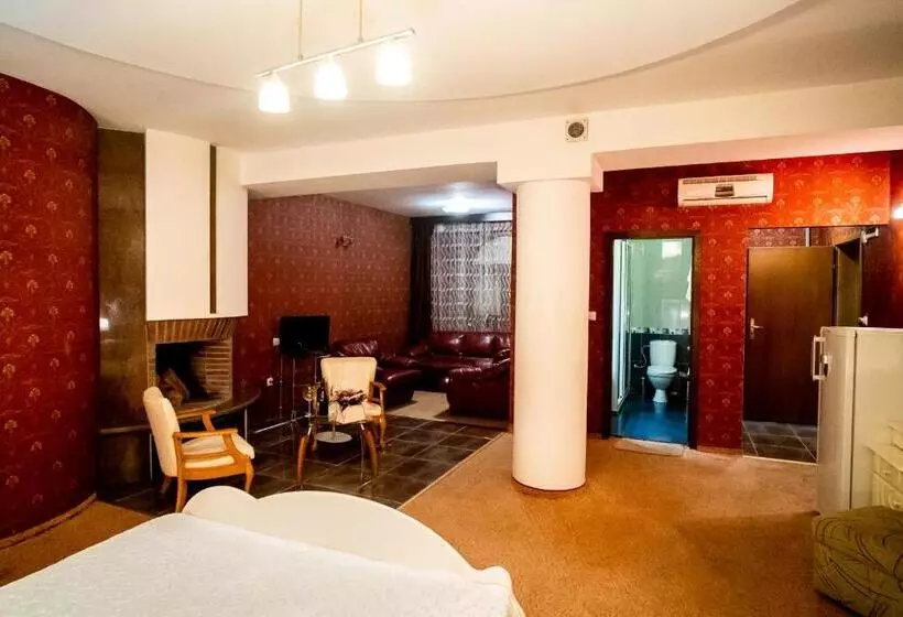 Suite, Globus