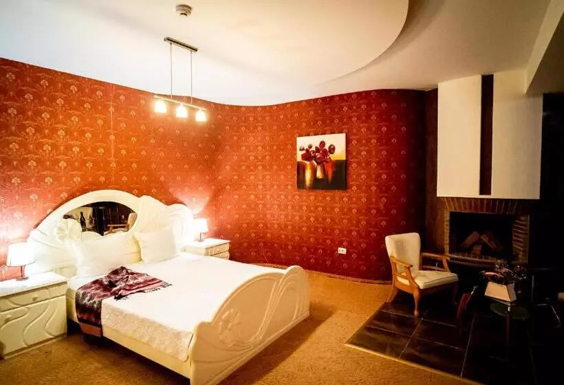 Suite, Globus