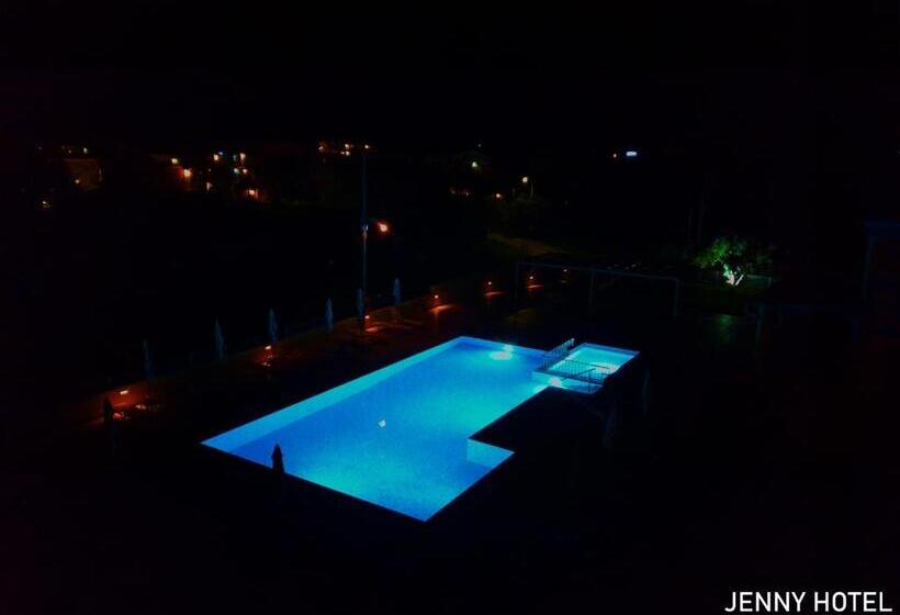 スーペリアスタジオ, Jenny