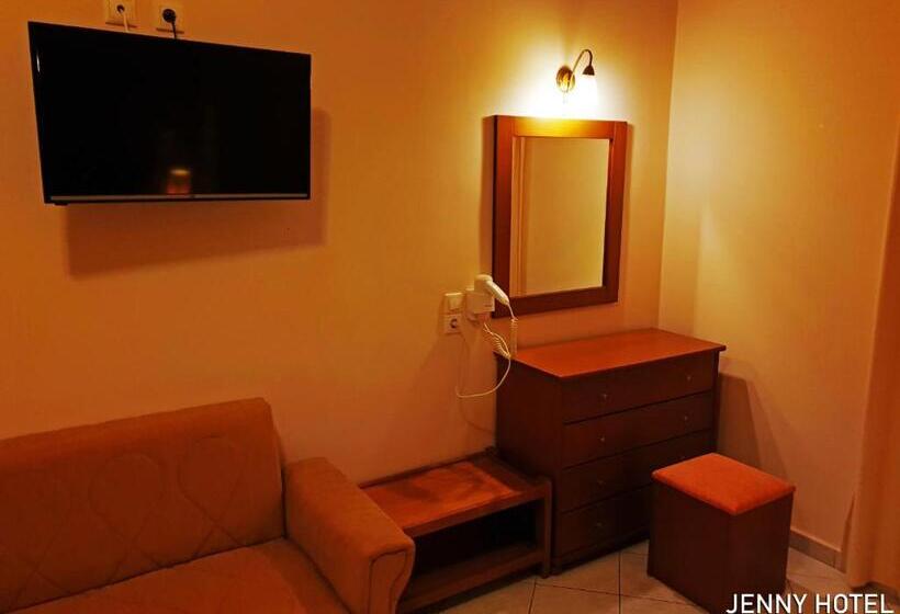 スーペリアスタジオ, Jenny