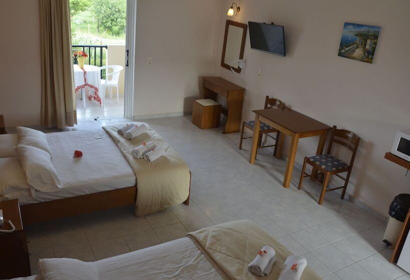 プールビュースタンダードステューディオ, Jenny