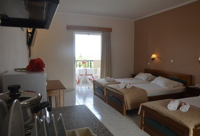 プールビュースタンダードステューディオ, Jenny