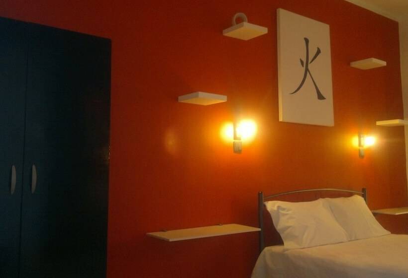 디럭스 룸, Karmik Concept Apartments