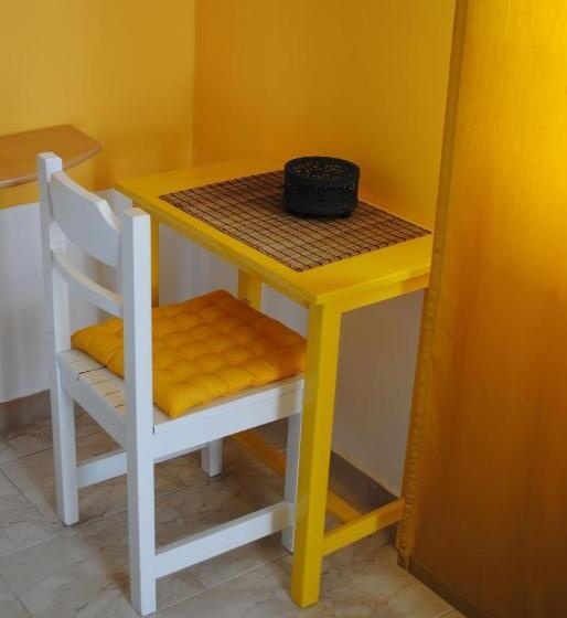 スタンダードルーム, Karmik Concept Apartments
