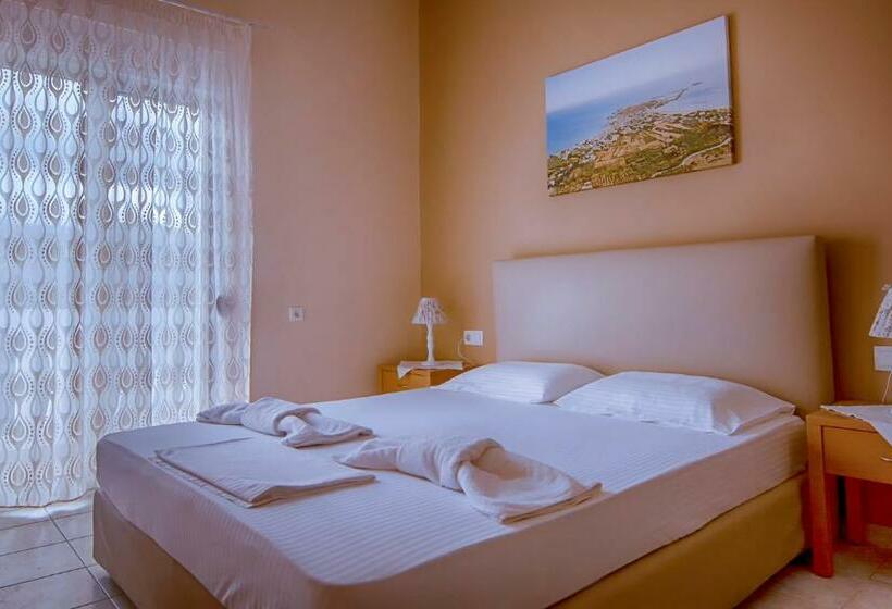 이코노미 룸, Oriental Bay