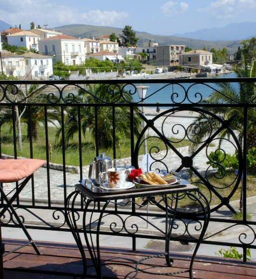 اتاق استاندارد با چشم‌انداز دریا, Pension Hirolakas