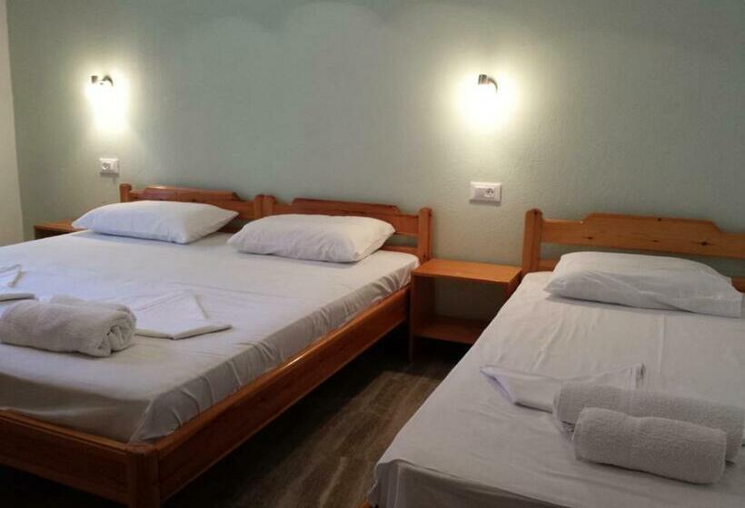 バルコニー付きスタンダードトリプルルーム, Sunrise House