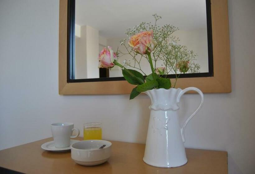 Номер Стандарт, Theofilos City