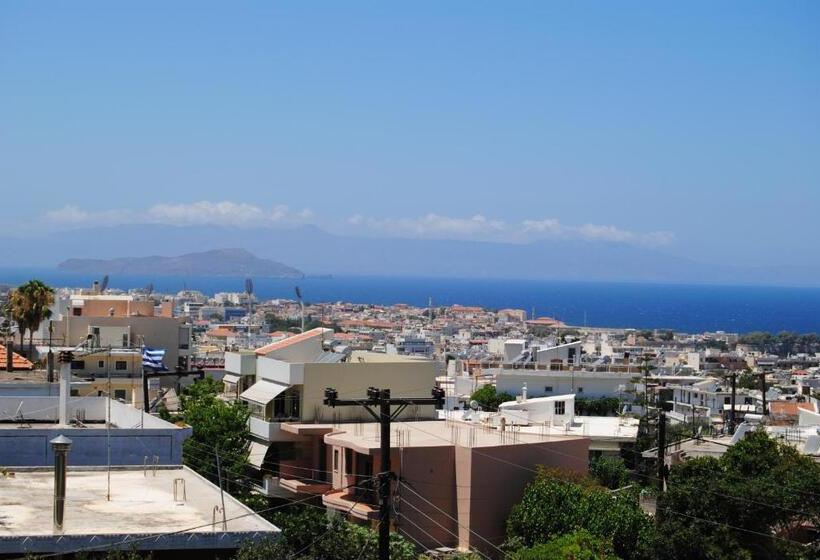 스탠다드 룸, Theofilos City