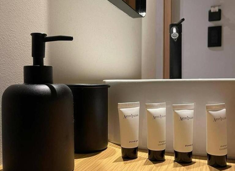 Номер Стандарт Трехместный, Theofilos City