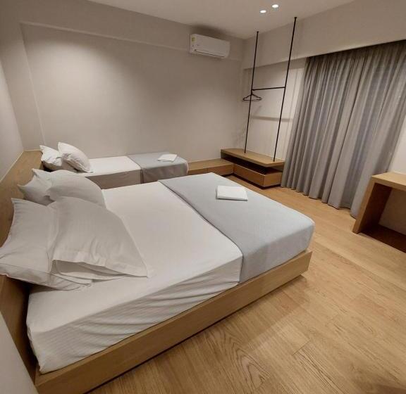 Номер Стандарт Трехместный, Theofilos City