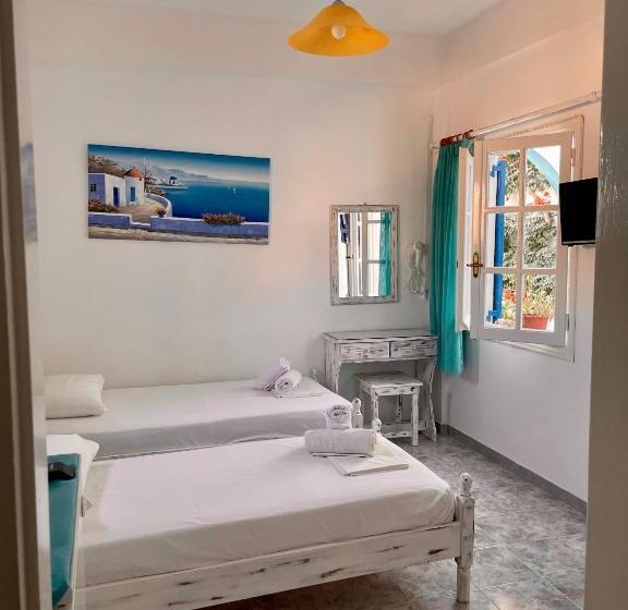 Standard Room, Anna Maria Rooms Santorini