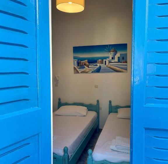 Standard Room, Anna Maria Rooms Santorini