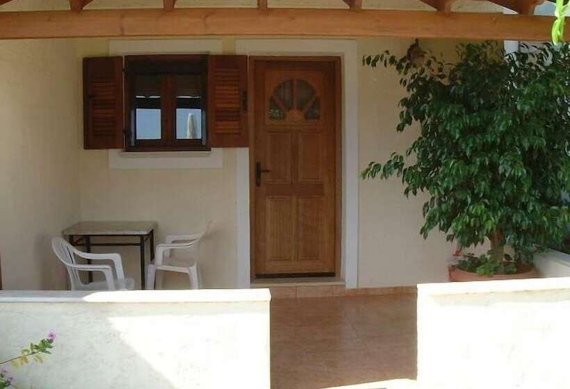 Chambre Duplex, Villa Amalia