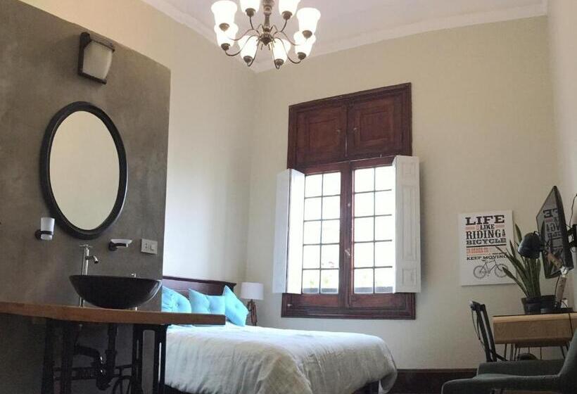 Habitación Estándar Cama King, 1900 Hostel