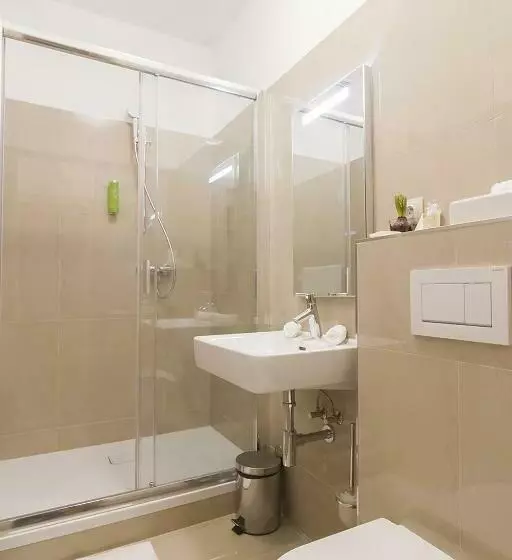 スタンダードトリプルルーム, Boutique Hotel U Solné Brány
