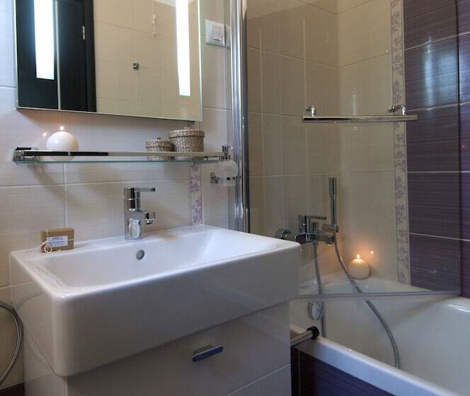 Студия Deluxe, Brentanos Apartments A View Of Paradise