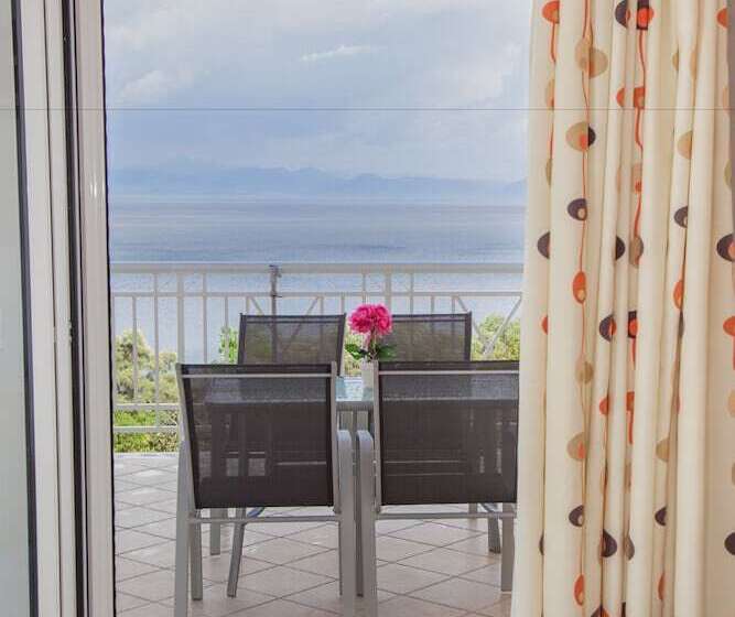 Студия Deluxe, Brentanos Apartments   A   View Of Paradise