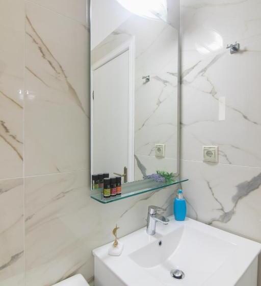 Апартаменты 1 Спальня, Brentanos Apartments A View Of Paradise