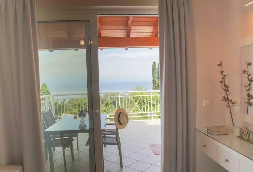 آپارتمان 1 خوابه, Brentanos Apartments   A   View Of Paradise