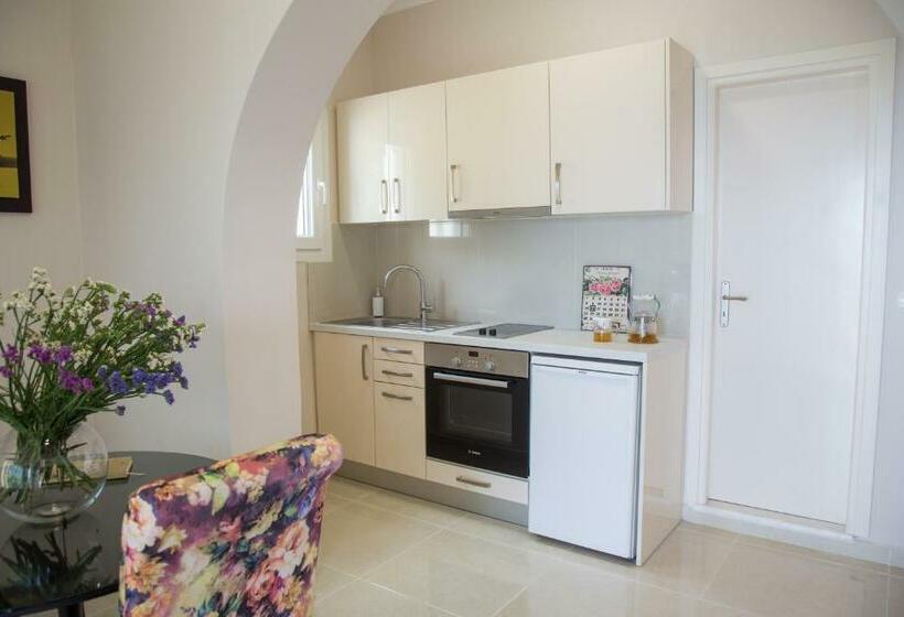 Апартаменты 1 Спальня, Brentanos Apartments   A   View Of Paradise