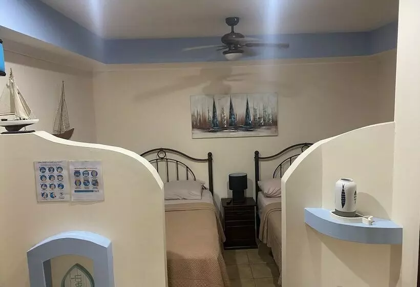 スタンダードスタジオ, Casas Del Toro Playa Flamingo