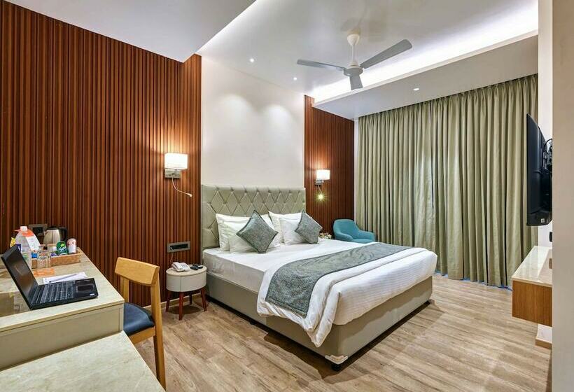 Номер Премиум, Regenta Place Raysons Kolhapur