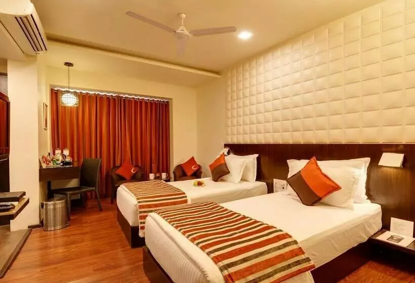 デラックスルーム, Regenta Place Raysons Kolhapur