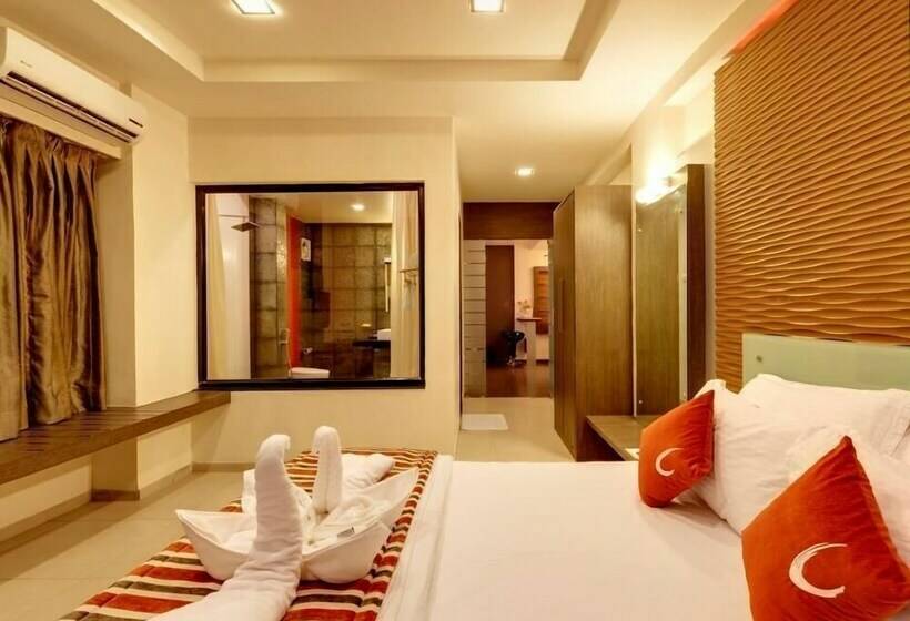 Люкс, Regenta Place Raysons Kolhapur