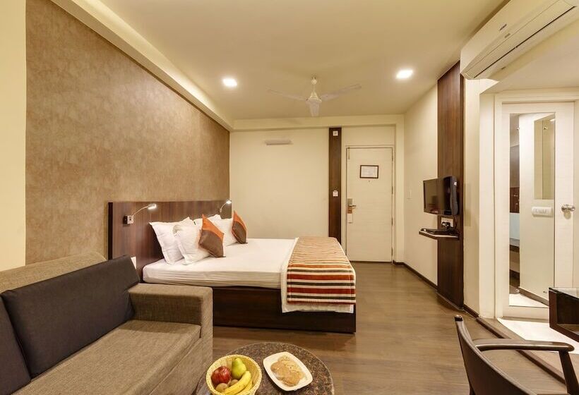 Номер Deluxe, Regenta Place Raysons Kolhapur